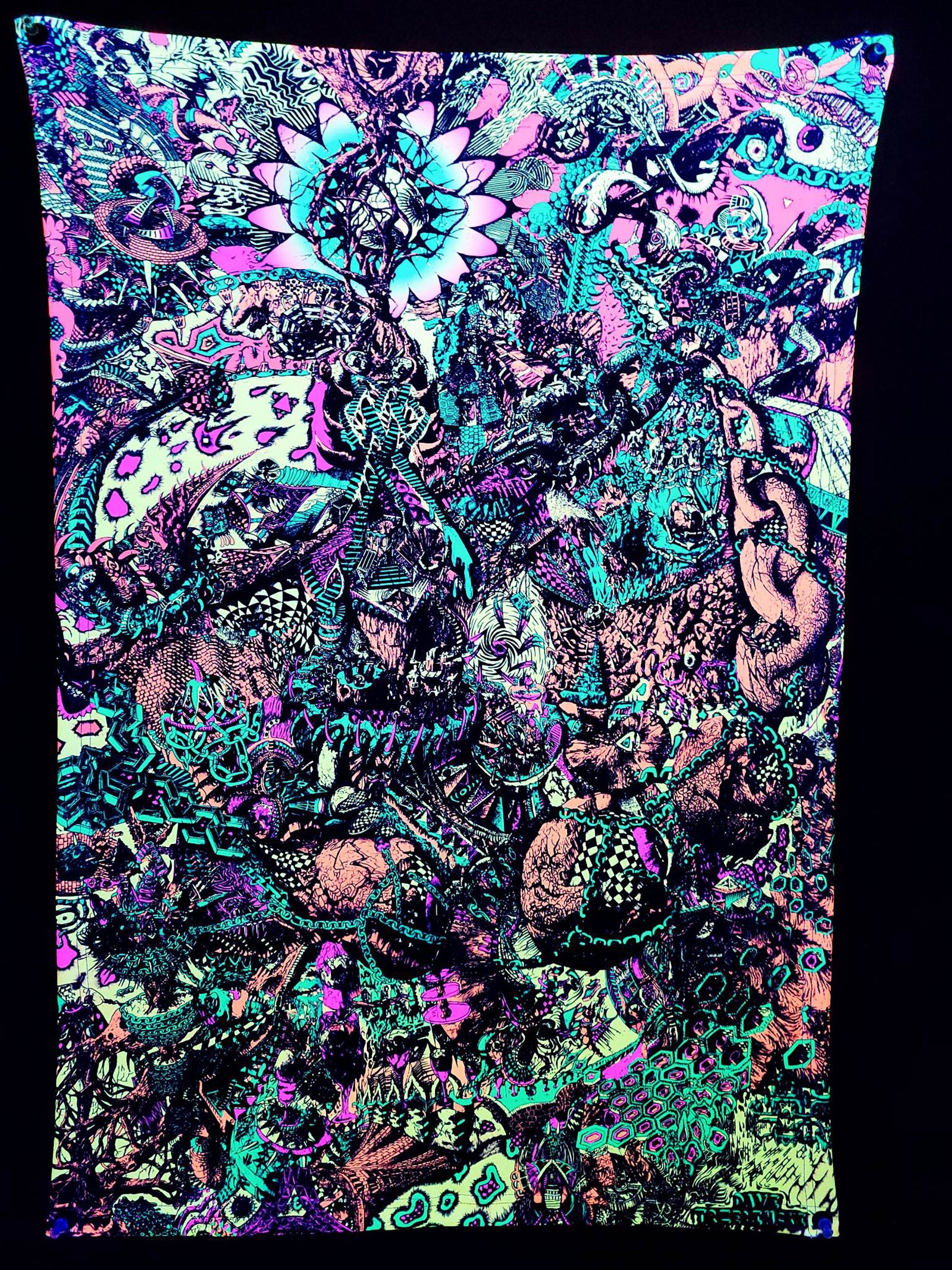 Eye Chain - Neon Fluorescent Blacklight Tapestry 24x26